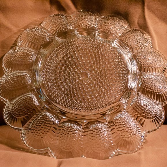 Indiana Glass Egg Plate - Picture 4 of 4